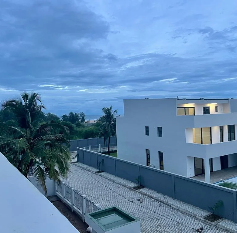 Magnifique villa à louer à Haie Vive Les Cocotiers - BENIN-IMMO