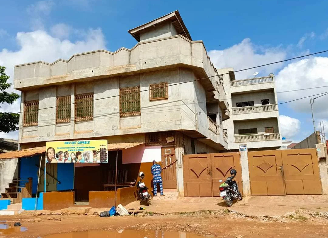 Immeubles locatifs à vendre à Calavi Zopah - BENIN-IMMO