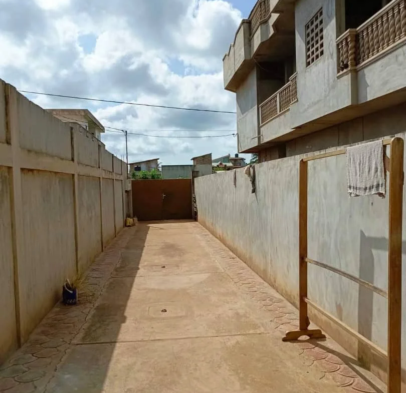 Immeubles locatifs à vendre à Calavi Zopah - BENIN-IMMO