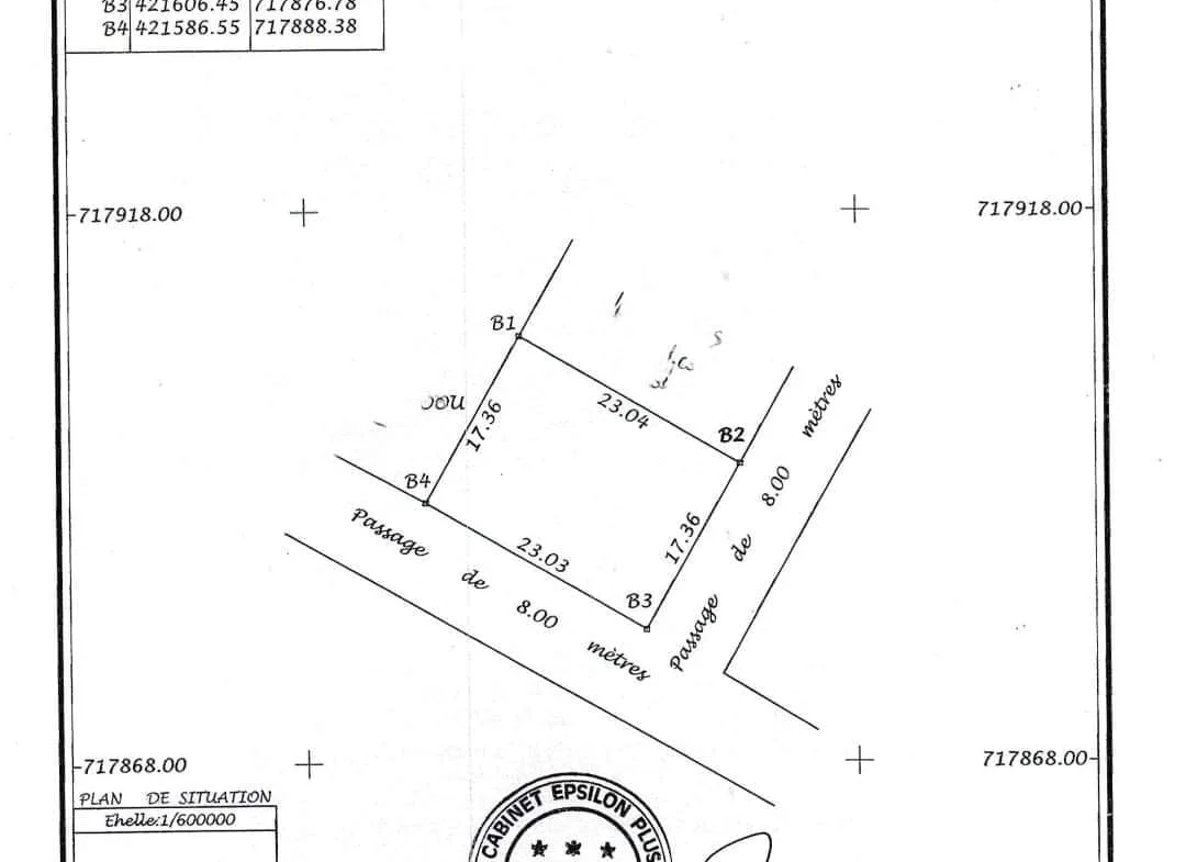 Parcelle en Angle de Rue de 400M² à Vendre à Calavi Togba - BENIN-IMMO