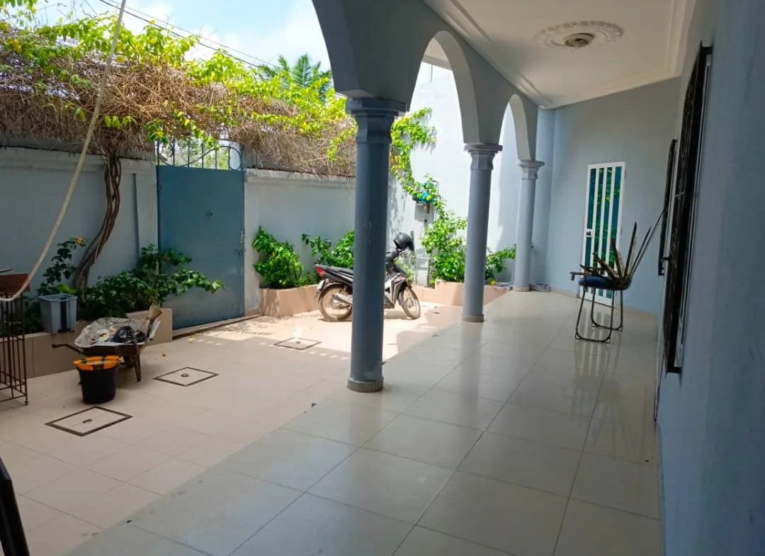 Villa R+2 à vendre à Agla Filao - BENIN-IMMO