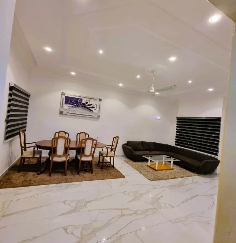 Appartement meublé avec vue sur mer Fidjrossè - BENIN-IMMO