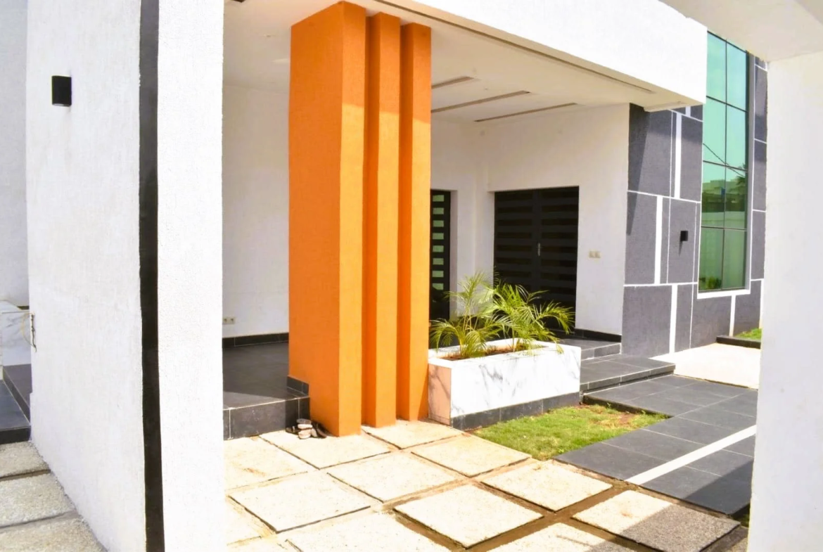 Location villa meublée à Kouhounou Cotonou - BENIN-IMMO