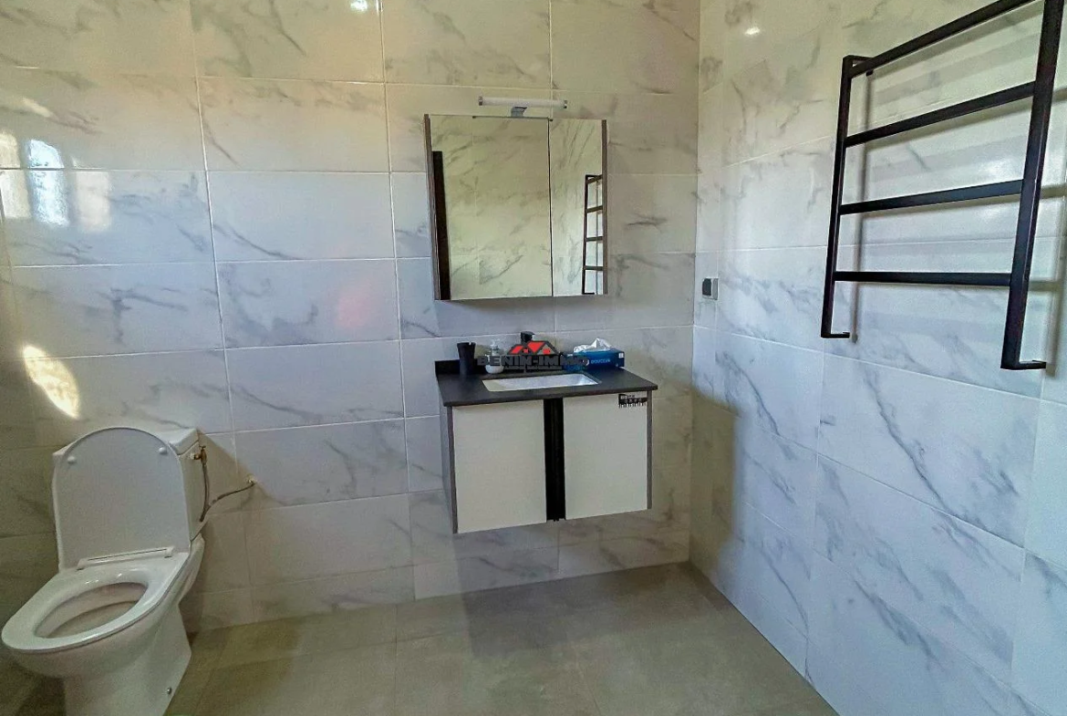 Luxueux Appartement Meublé à Fidjrossè Cotonou - BENIN-IMMO
