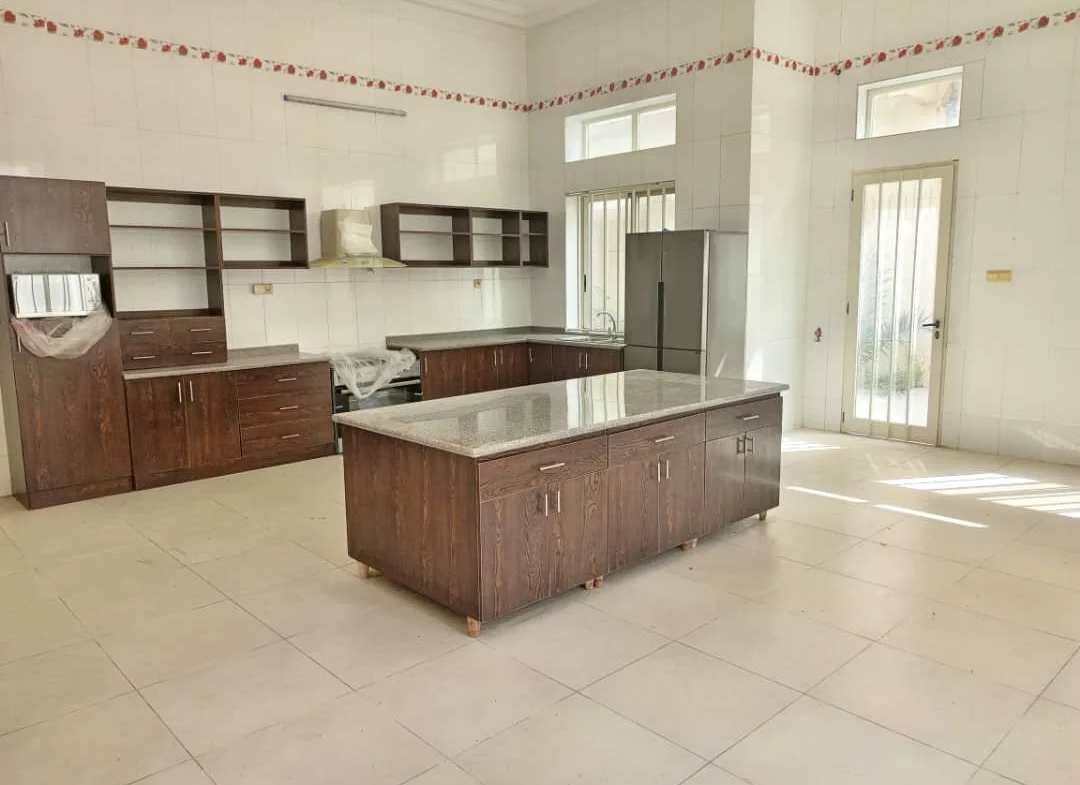 Belle villa avec piscine à louer à Les Cocotiers - BENIN-IMMO