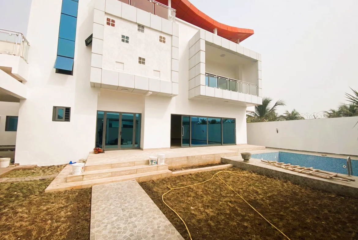 Belle villa bord de mer en location Cotonou EREVAN - BENIN-IMMO