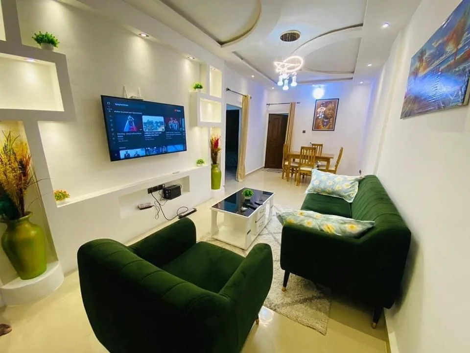 Appartement Meublé et Confortable à Louer à Fidjrossè
