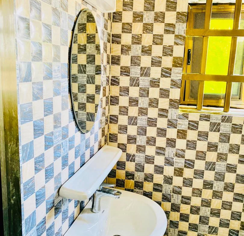 Charmant meublé à louer à Fidjrossè, zone ISMA - BENIN-IMMO