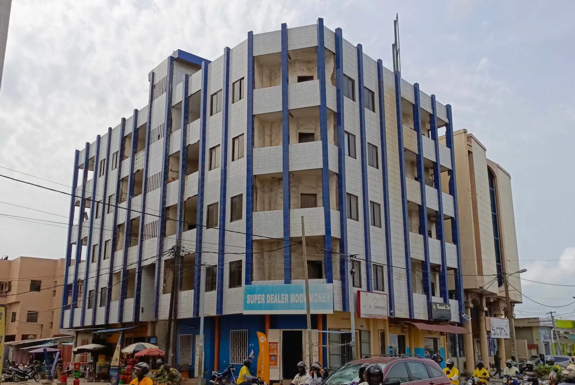 Immeuble R+4 avec Titre Foncier à vendre à Akpakpa Dédokpo Cotonou - BENIN-IMMO