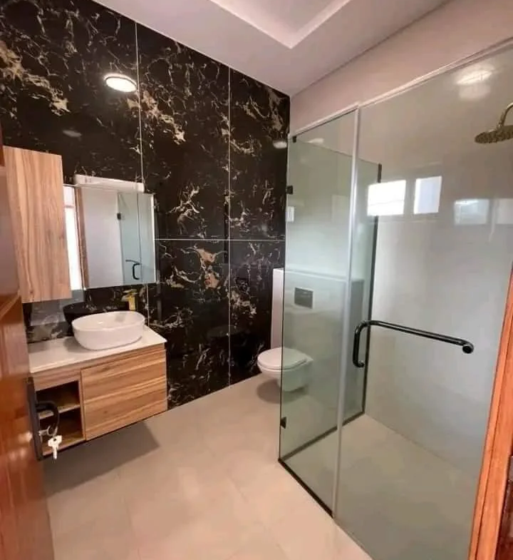 Villa Meublée de Luxe à Cotonou : Un Paradis Moderne à Akpakpa - BENIN-IMMO
