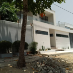 Villa Moderne en Duplex avec Jardin et à vendre à Fidjrossè - BENIN-IMMO