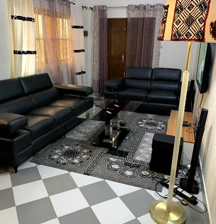 Appartement meublé une chambre salon à Fidjrossè - BENIN-IMMO