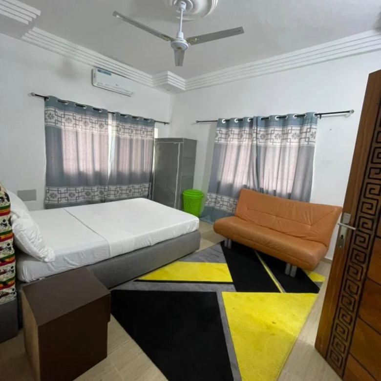 Chambre-Salon Meublés à Louer à Togbin Plage - BENIN-IMMO
