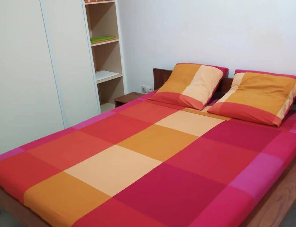 Appartement meublé de 2 chambres à Haie Vive - BENIN-IMMO