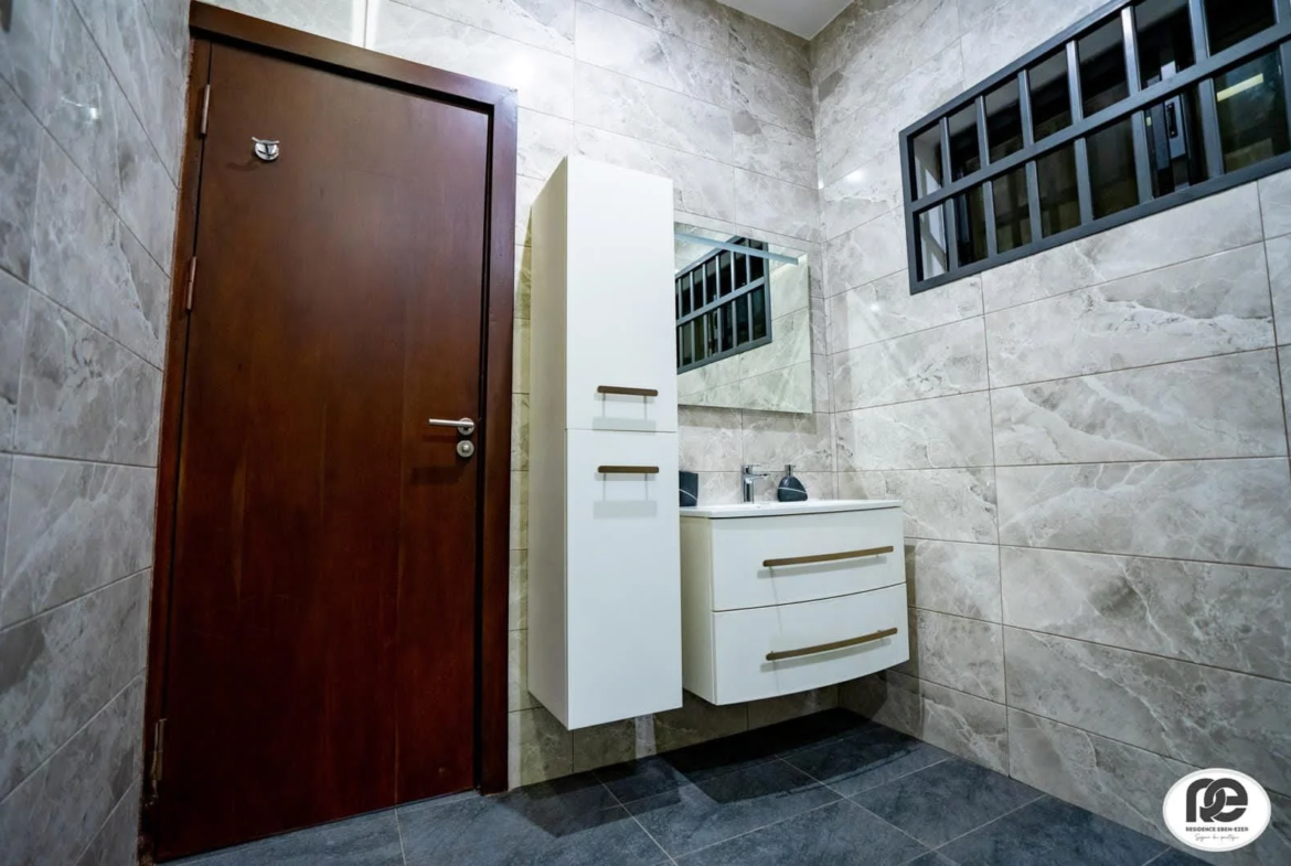 Résidence Meublée de luxe à Fidjrossè Plage - BENIN-IMMO