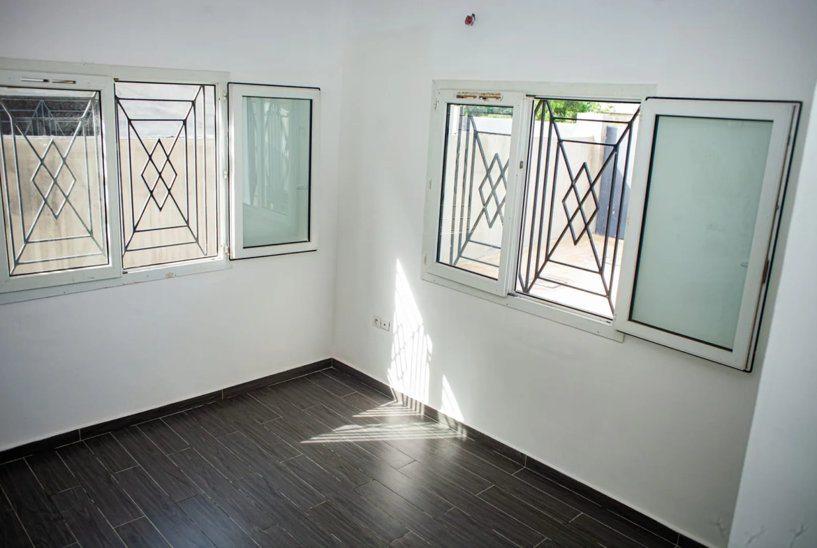 Villa à Vendre à Ouèdo Côté Yayi Boni - Nouvelle Construction - BENIN-IMMO