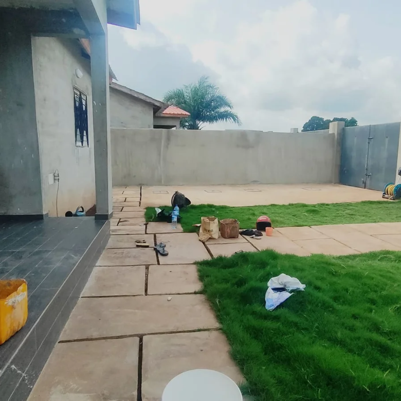 Villa à Vendre à Ouèdo Côté Yayi Boni - Nouvelle Construction - BENIN-IMMO