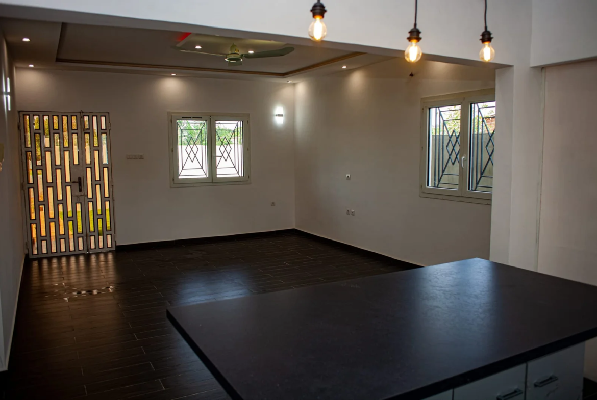 Villa à Vendre à Ouèdo Côté Yayi Boni - Nouvelle Construction - BENIN-IMMO
