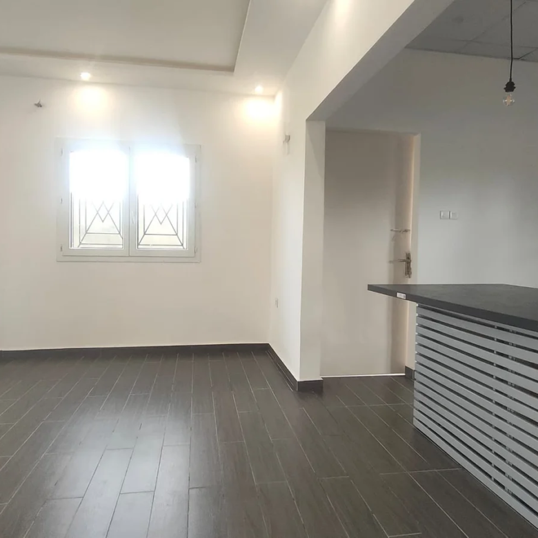 Villa à Vendre à Ouèdo Côté Yayi Boni - Nouvelle Construction - BENIN-IMMO