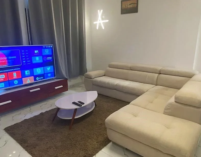 Appartement meublé 2 chambres à louer à Zogbo - BENIN-IMMO