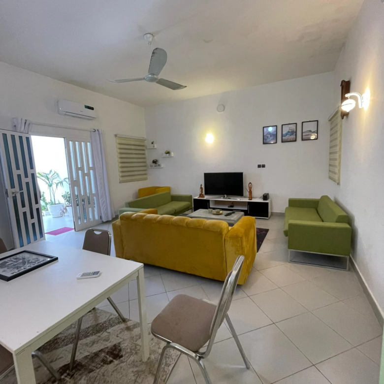 Appartement meublé 3 chambres à Fidjrossè Plage - BENIN-IMMO