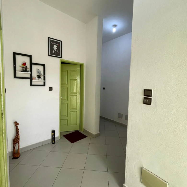 Appartement meublé 3 chambres à Fidjrossè Plage - BENIN-IMMO