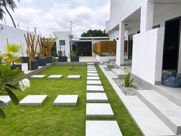 Studios Meublés Haut Standing à Cadjèhoun