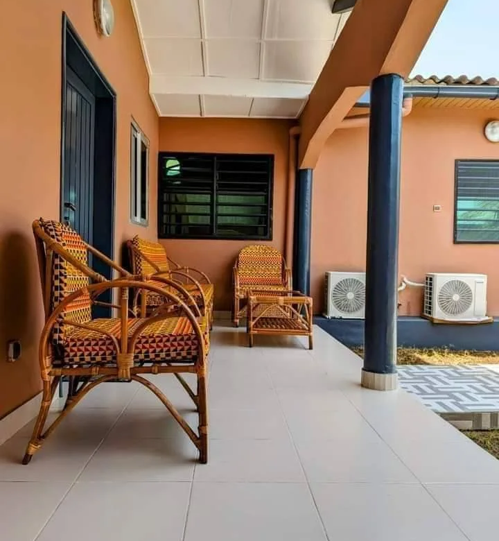 Location Villa Meublée à Fidjrossè Plage, Cotonou - BENIN-IMMO