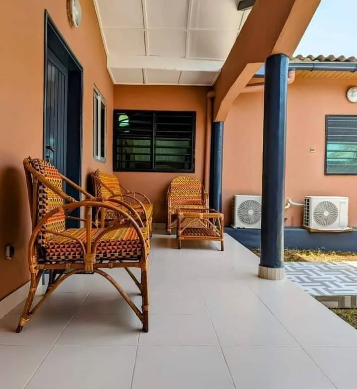 Location Villa Meublée à Fidjrossè Plage, Cotonou - BENIN-IMMO