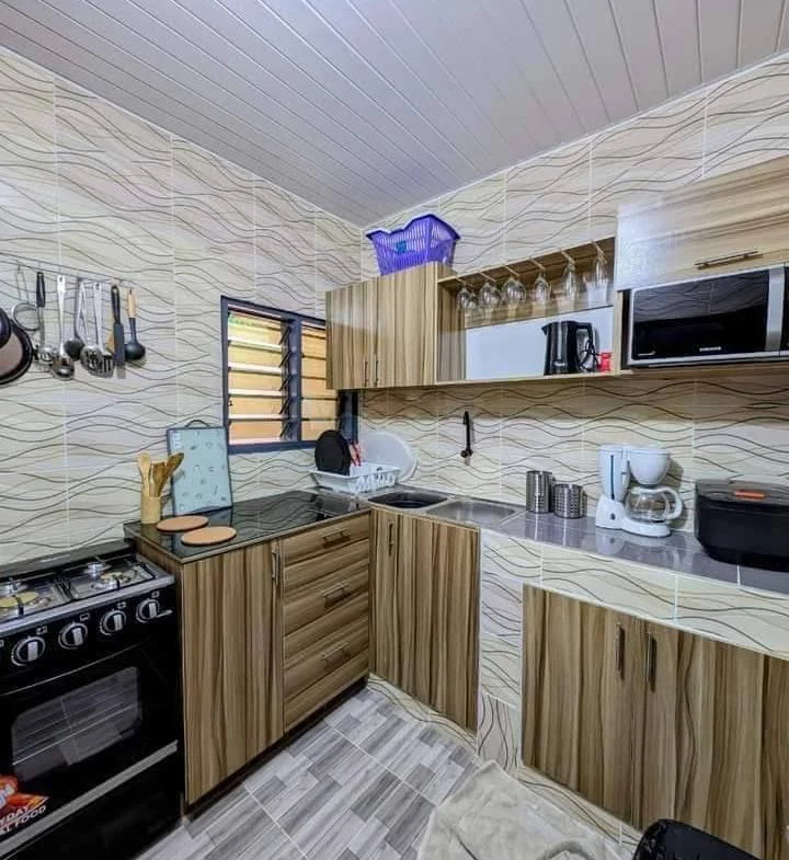 Location Villa Meublée à Fidjrossè Plage, Cotonou - BENIN-IMMO