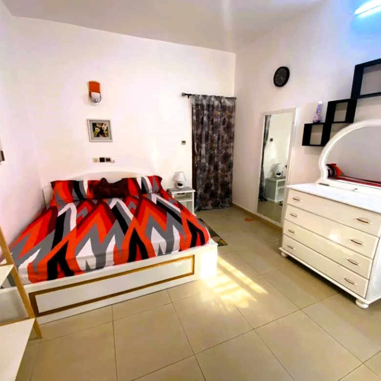 Appartement Meublé 3 Chambres Salon à Louer à Fidjrossè - BENIN-IMMO