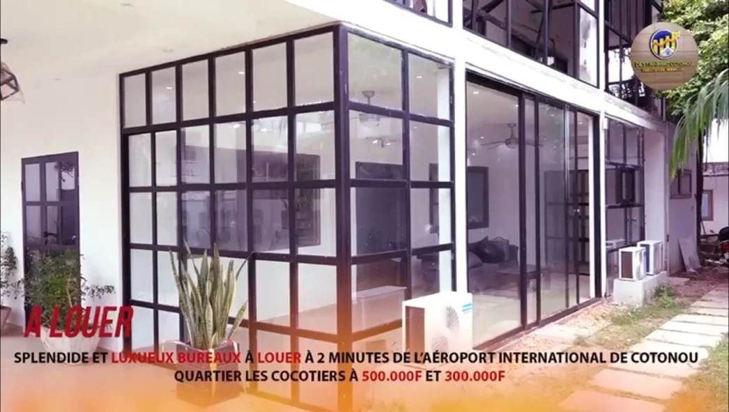 Bureaux-de-Haut-Standing-a-Louer-–-Les-Cocotiers-Cotonou