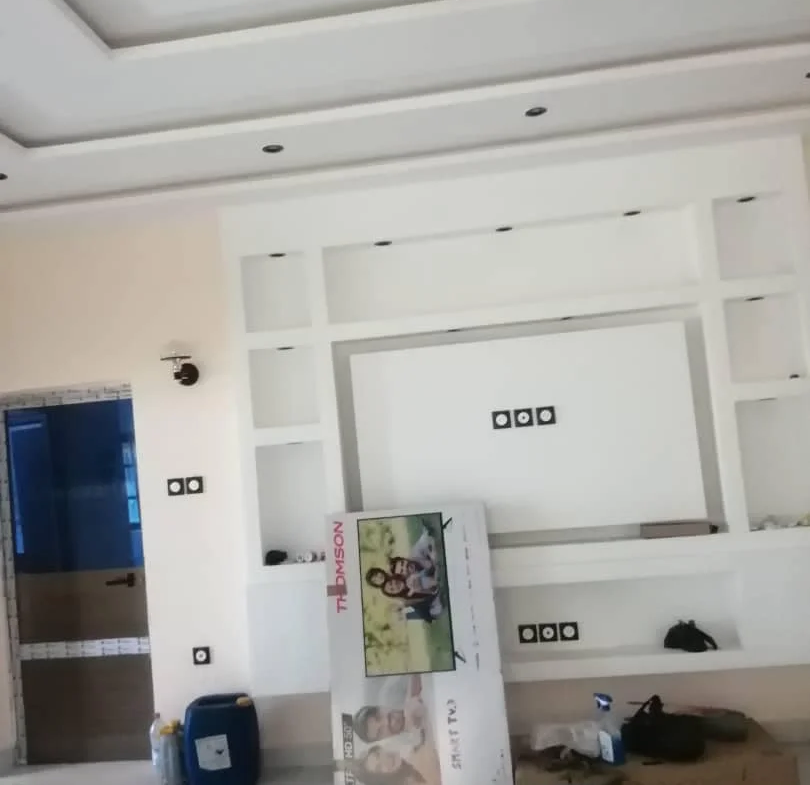 Immeuble Locatif avec Piscine à Vendre à Fidjrossè – Akogbato - BENIN-IMMO
