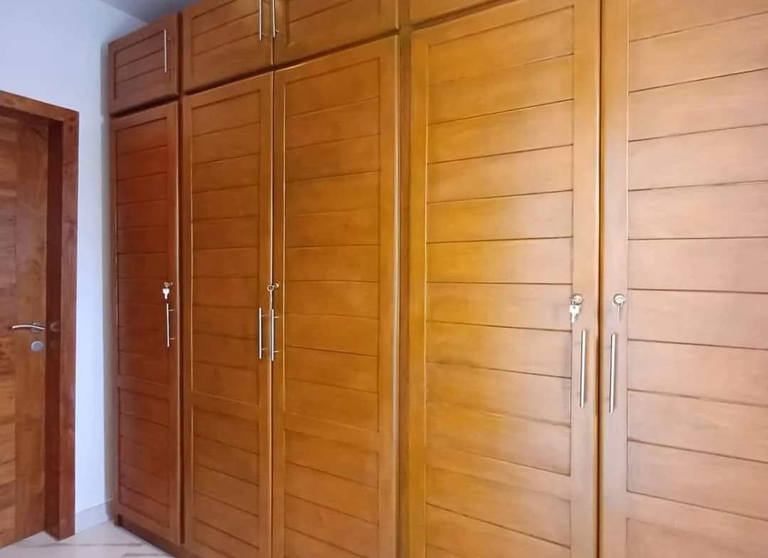 Villa Duplex de 4 Chambres Salon Très Luxueuse avec Piscine - BENIN-IMMO
