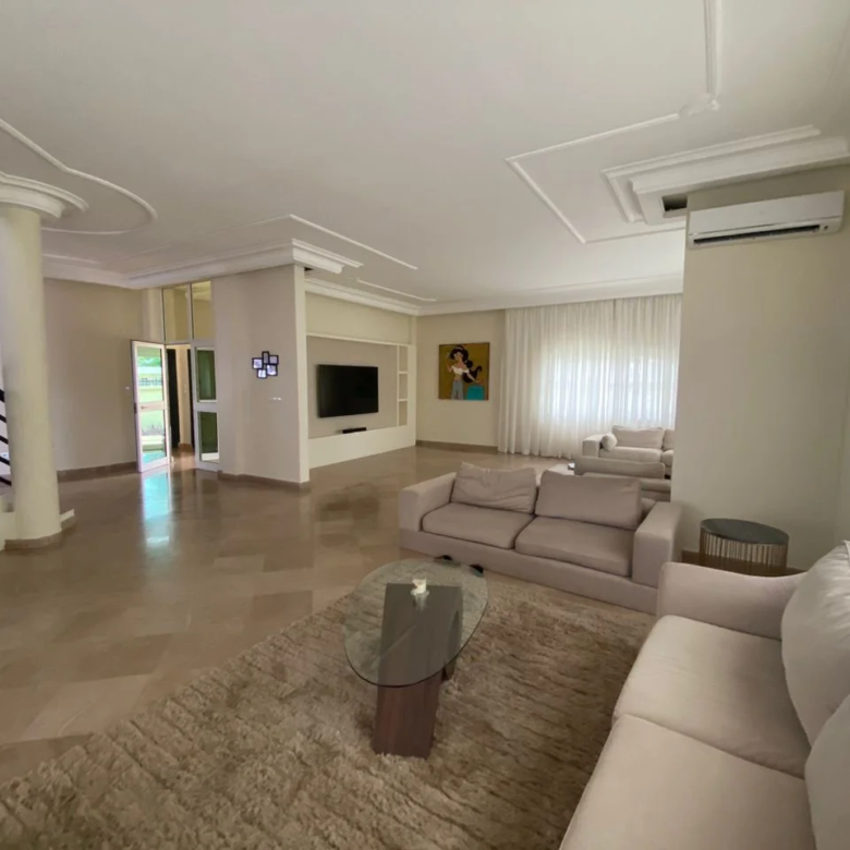 Villa Duplex de Luxe à Vendre – Akpakpa Cité CEN-SAD - BENIN-IMMO