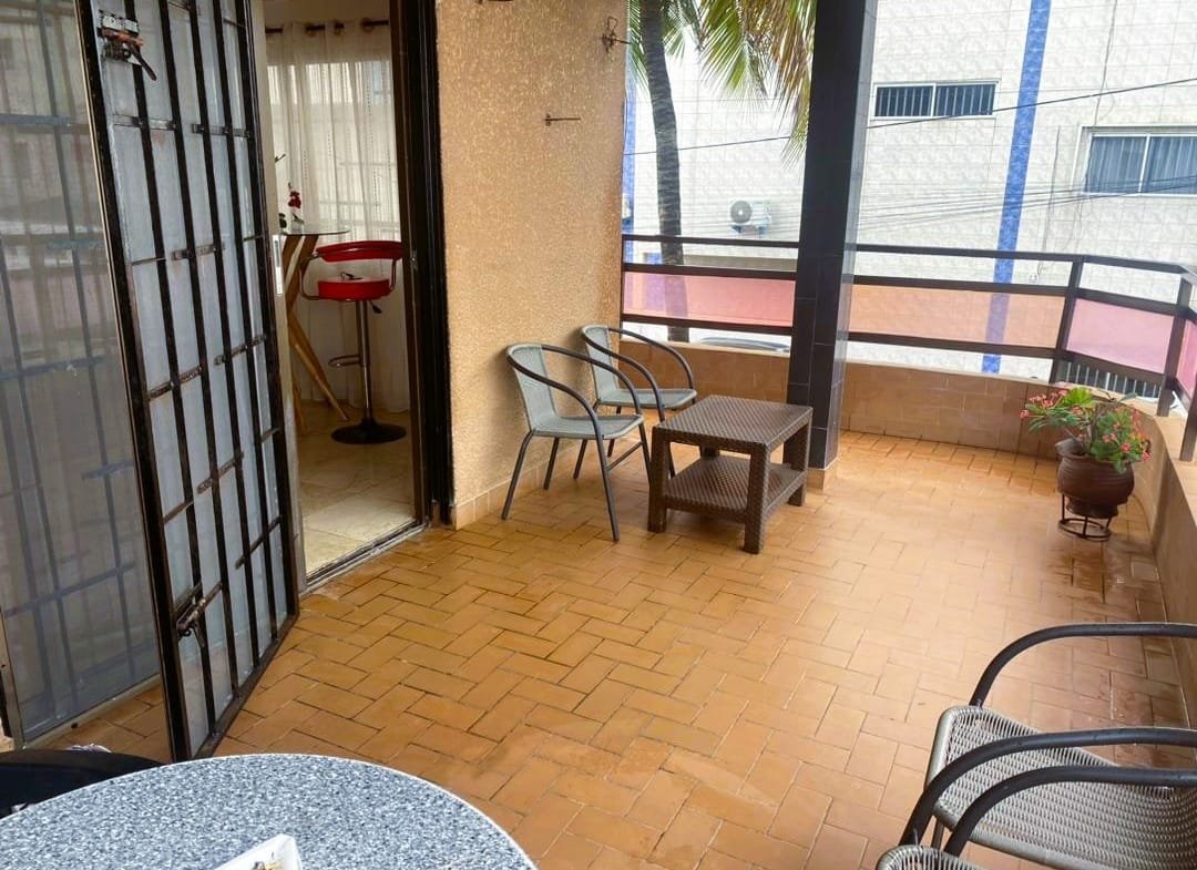 Villa duplex de 5 chambres et 2 salons à vendre à Fidjrossè Plage - BENIN-IMMO