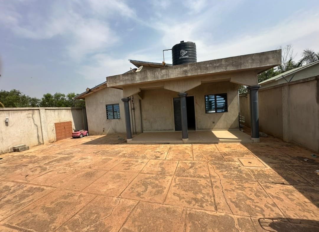 À VENDRE - VILLA F3 À ZINVIE (ABOMEY-CALAVI) - BENIN-IMMO