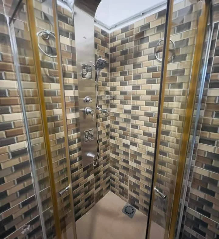 Appartement Meublé de 3 Pièces à Louer à Fidjrossè - BENIN-IMMO