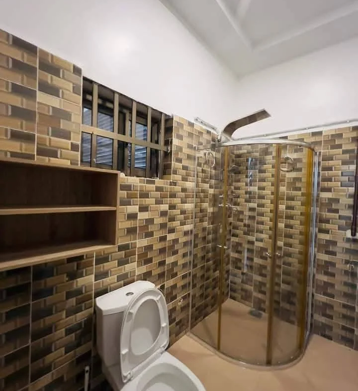 Appartement Meublé de 3 Pièces à Louer à Fidjrossè - BENIN-IMMO
