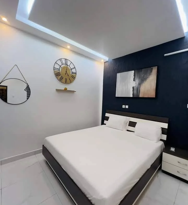 Appartement Meublé de 3 Pièces à Louer à Fidjrossè - BENIN-IMMO