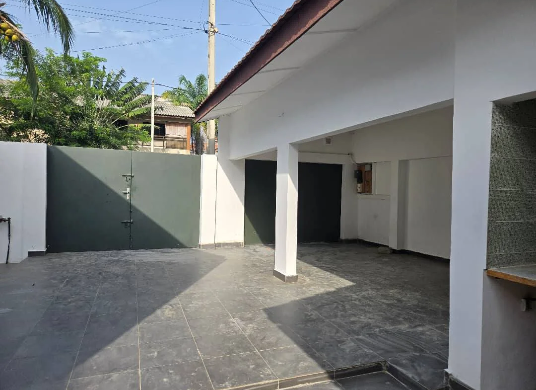 Coquette Villa Basse à Louer - Haie Vives, Cadjehoun, Cotonou - BENIN-IMMO