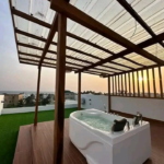 Deux Villas Modernes avec Piscine et vue sur mer à Louer à Fidjrossè Plage - BENIN-IMMO