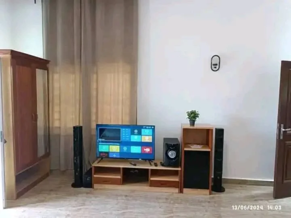 584