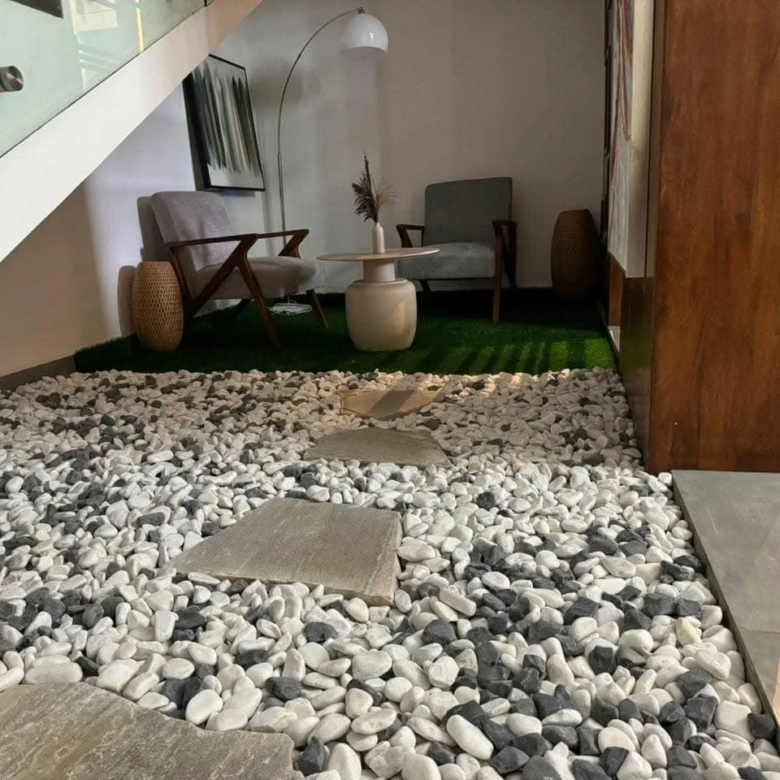 Villa Meublée Luxueuse à Louer à Cotonou – Fidjrossè Plage - BENIN-IMMO