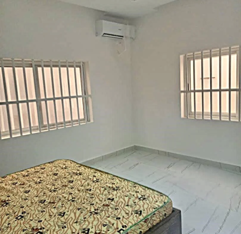 Villa Moderne avec Piscine et Jardin à Louer à Akpakpa CENSAD – Cotonou - BENIN-IMMO