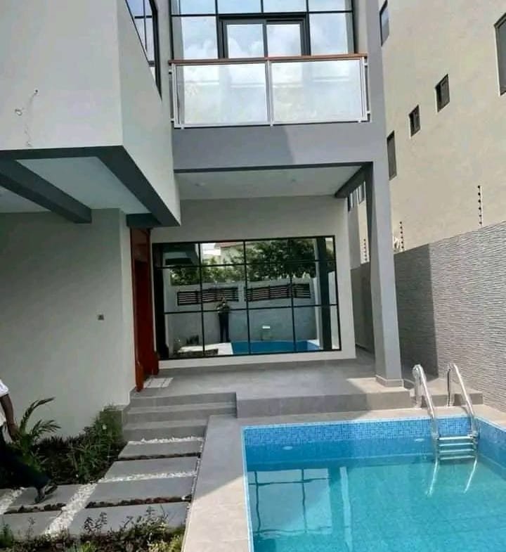 Villa Luxueuse à louer - Quartier Jak - BENIN-IMMO