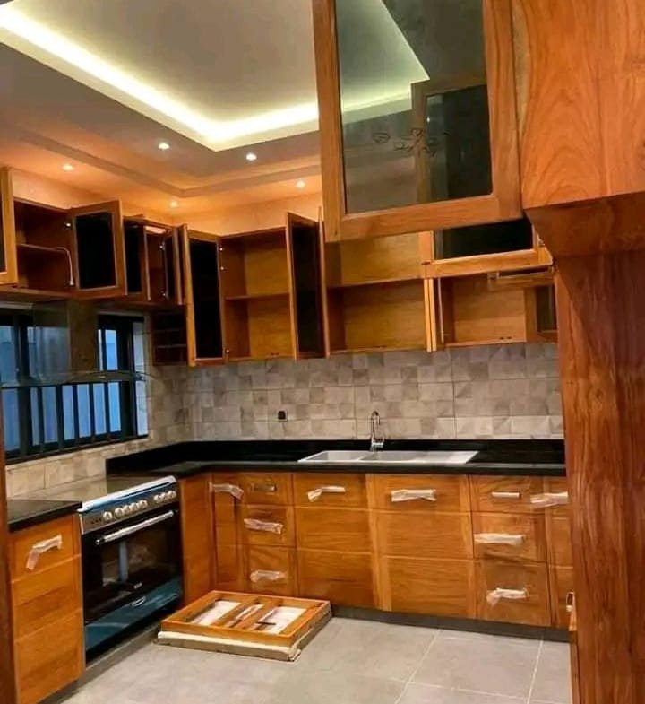 Villa Luxueuse à louer - Quartier Jak - BENIN-IMMO