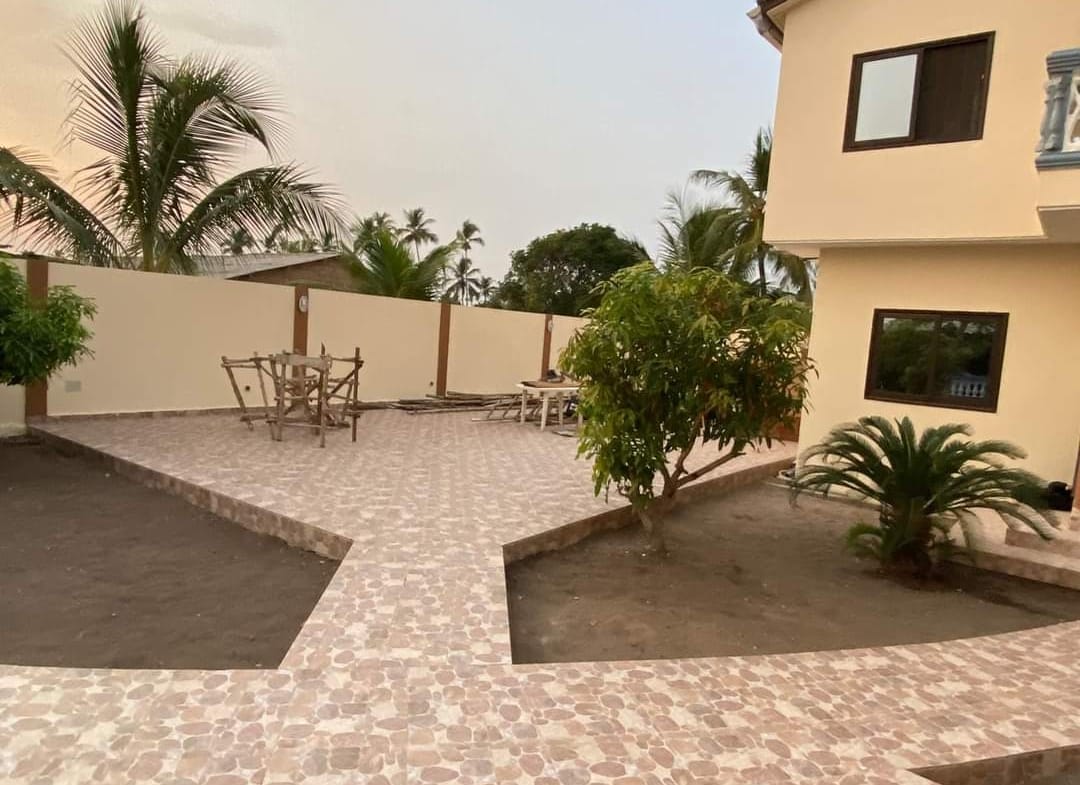 Villa exceptionnelle à vendre à Grand-Popo plage - BENIN-IMMO
