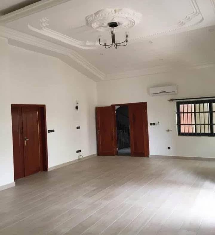 Appartement de 4 Chambres à Louer à Haie-Vive - Cotonou - BENIN-IMMO