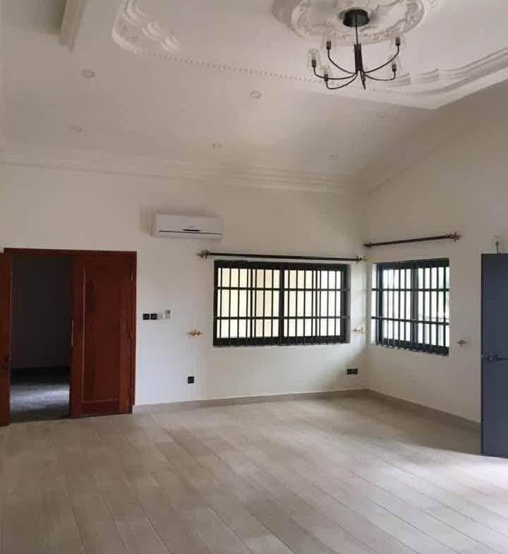 Appartement de 4 Chambres à Louer à Haie-Vive - Cotonou - BENIN-IMMO